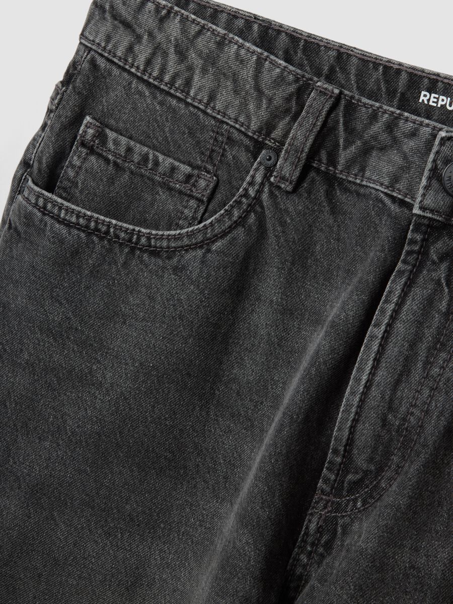 Grey denim Bermuda shorts in pure cotton, regular fit_5