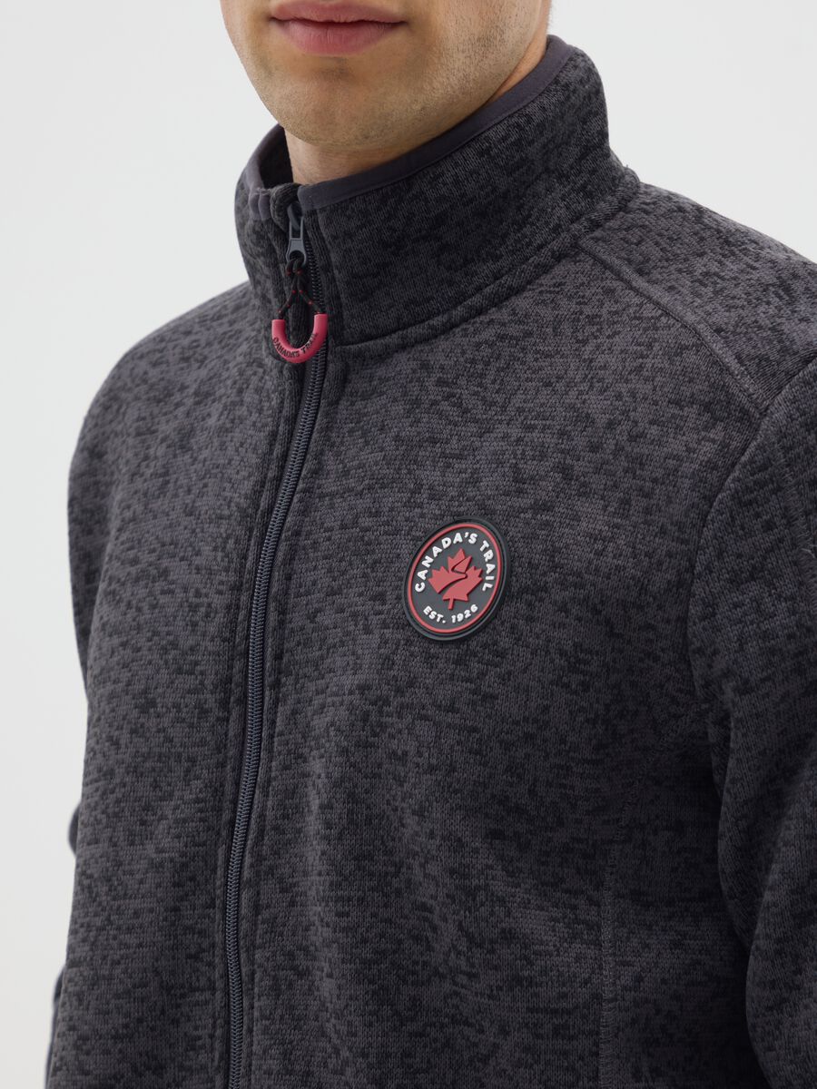 Heavy grey jacket with zip and Canada Trail logo_3