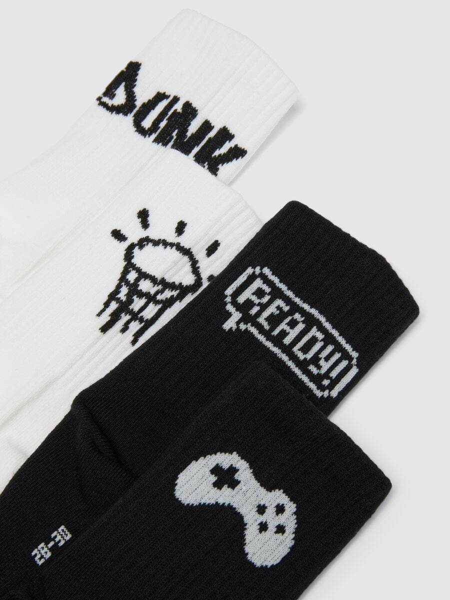 Three-pack of multicolour short socks in organic stretch cotton for boys_1