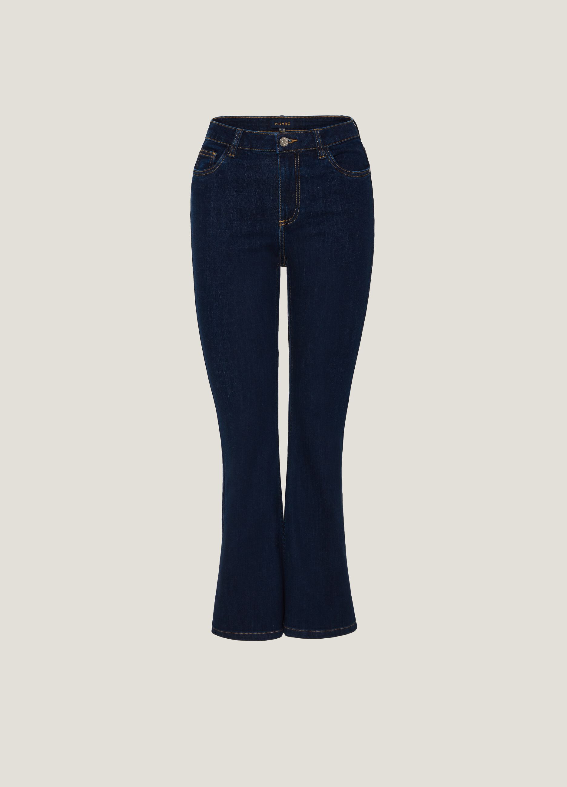 Boot cut jeans with five pockets