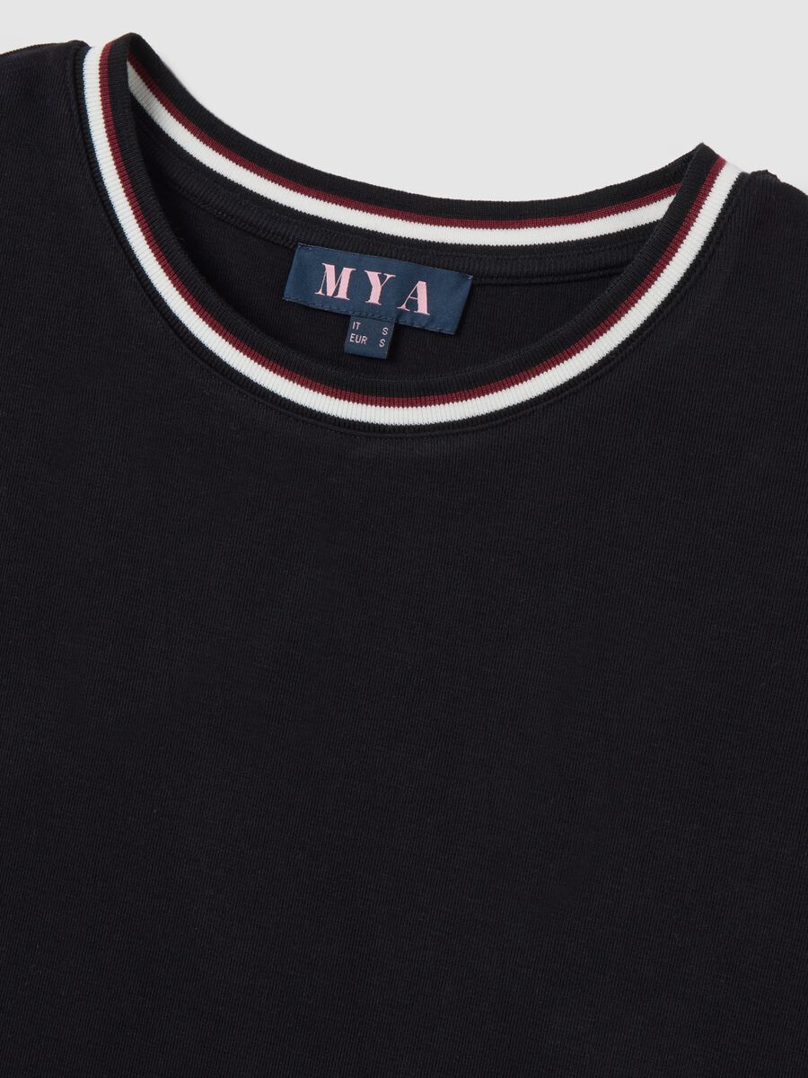 Black Stretch Short-Sleeve Top_5