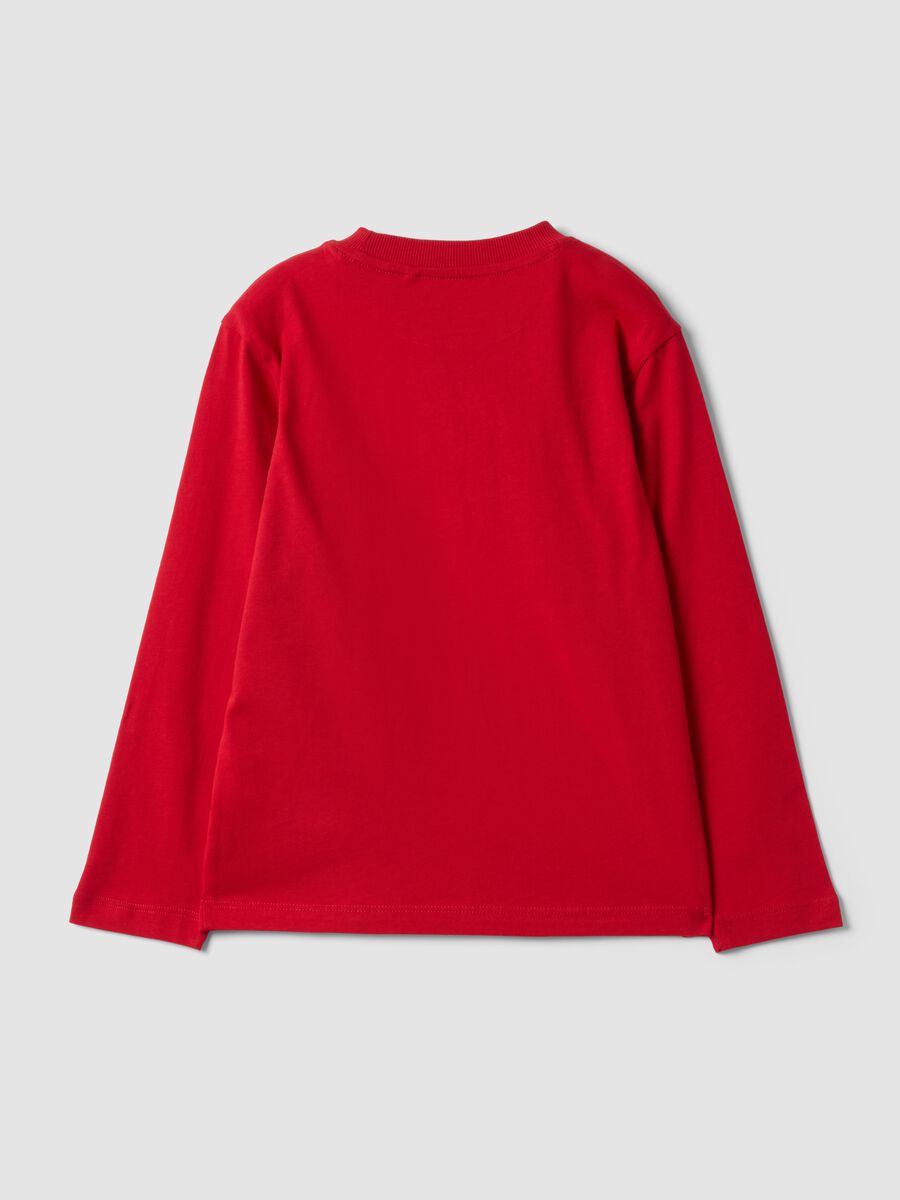 T-shirt rossa in puro cotone organico con stampa college per bambino_1