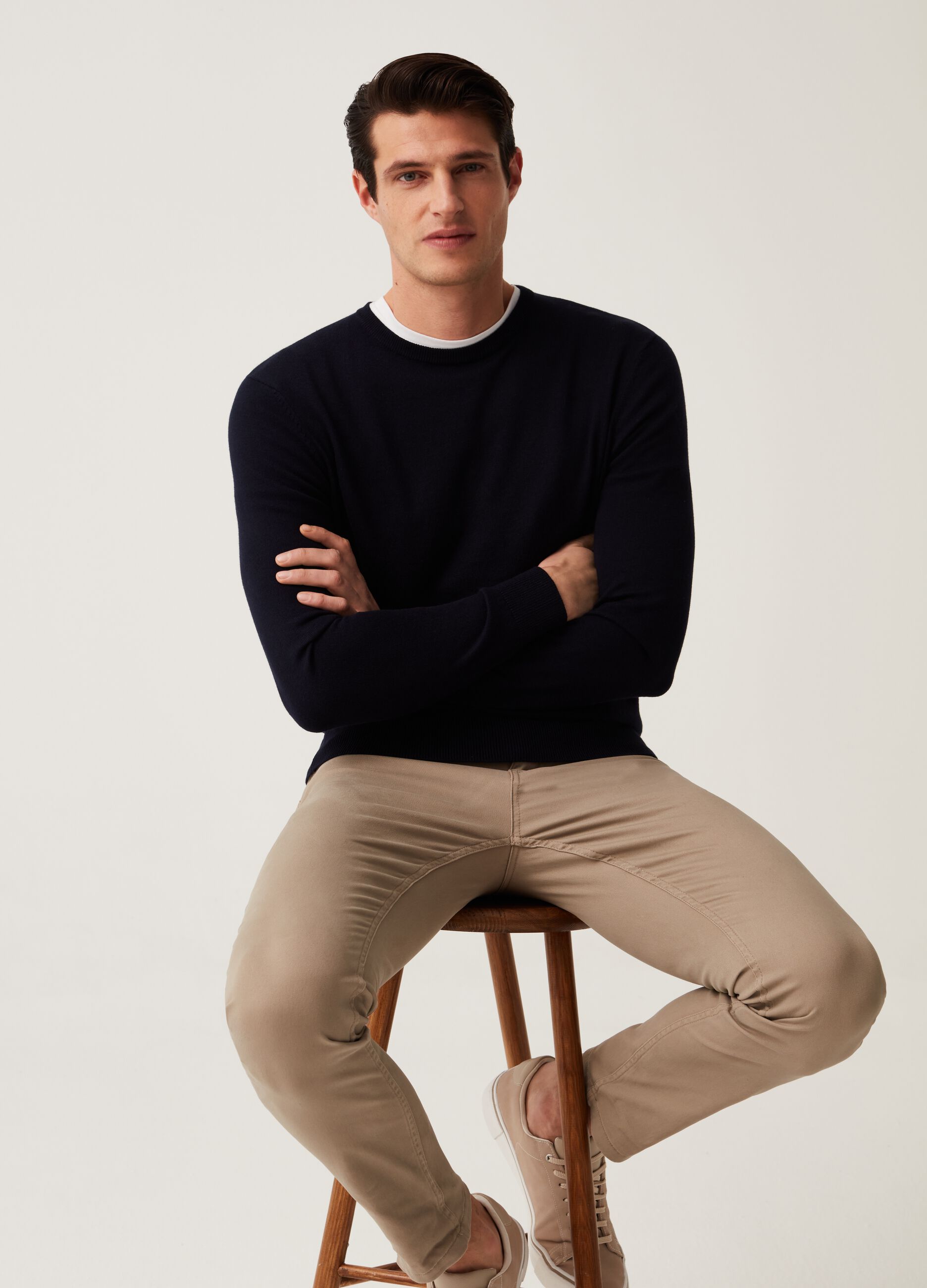 Round-neck pullover