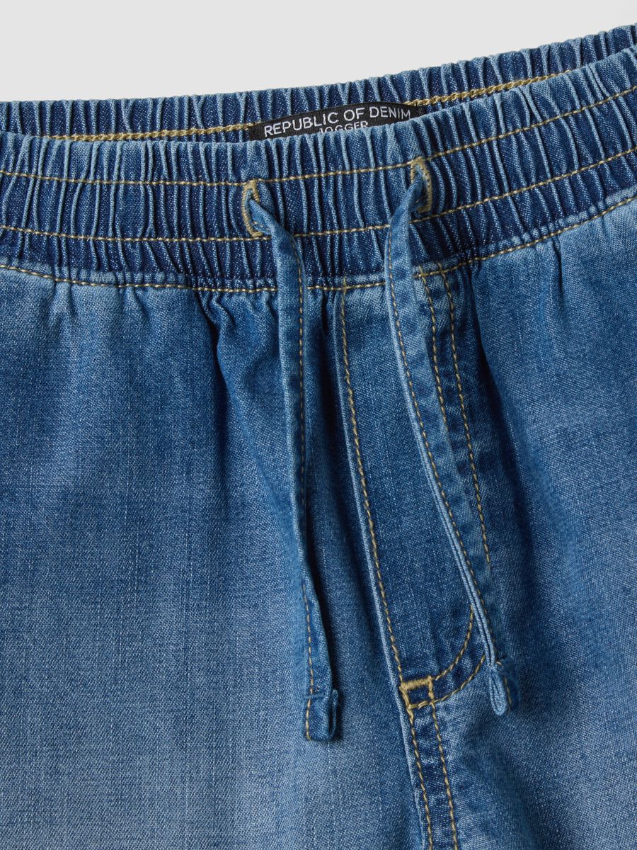 Shorts denim blu in puro cotone da bambino straight fit_2