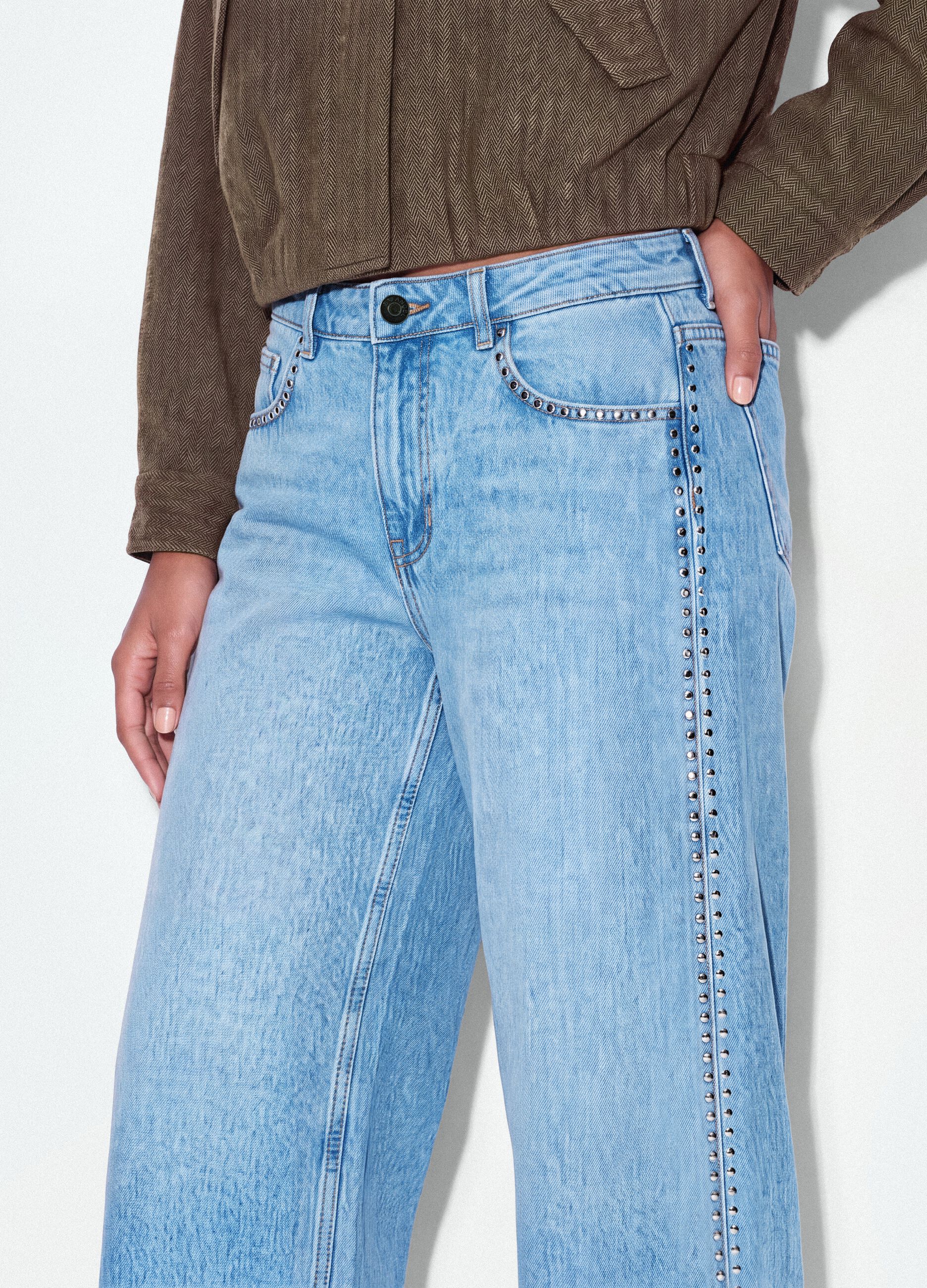 Light Blue Wide-Leg Jeans in Pure Cotton