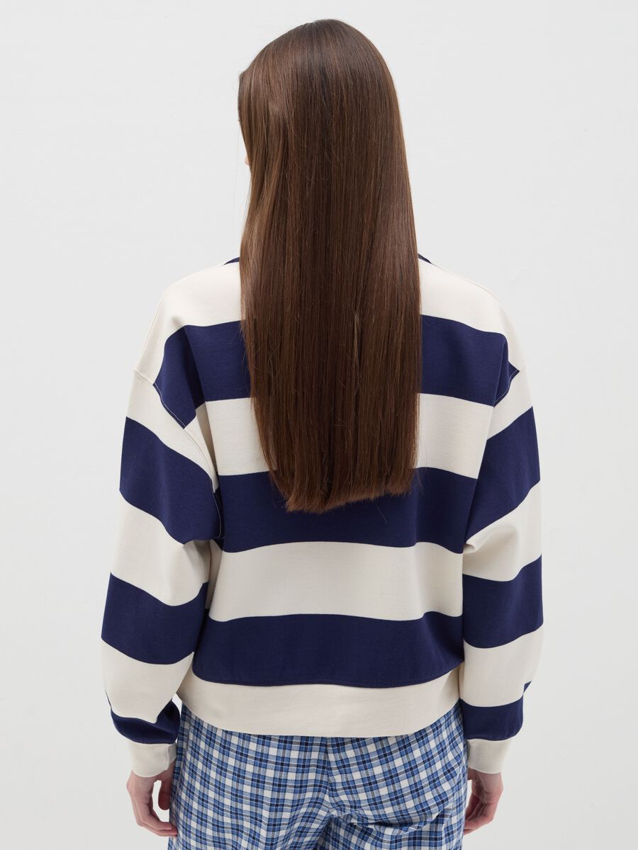 Striped sweatshirt with polo neck_2