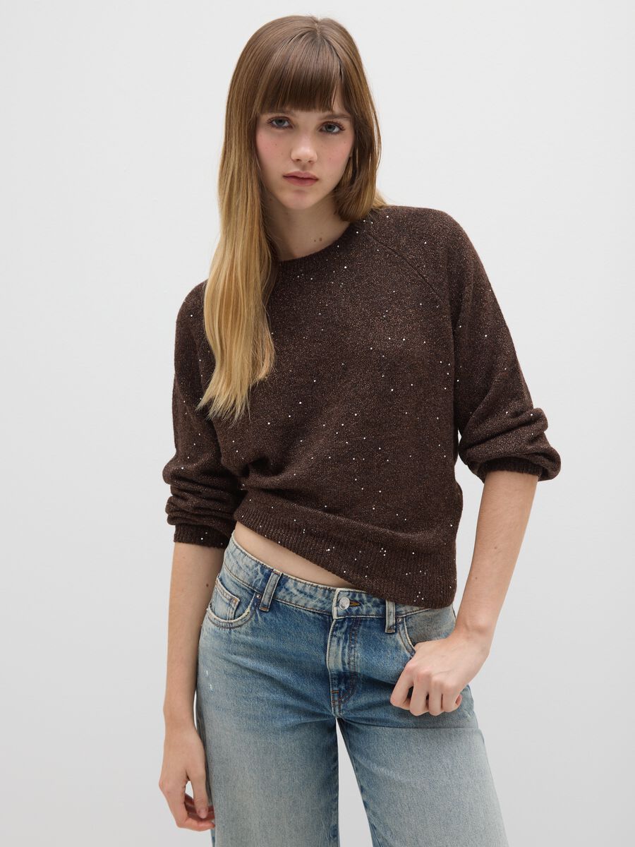 Brown oversized sweater with round neckline_0