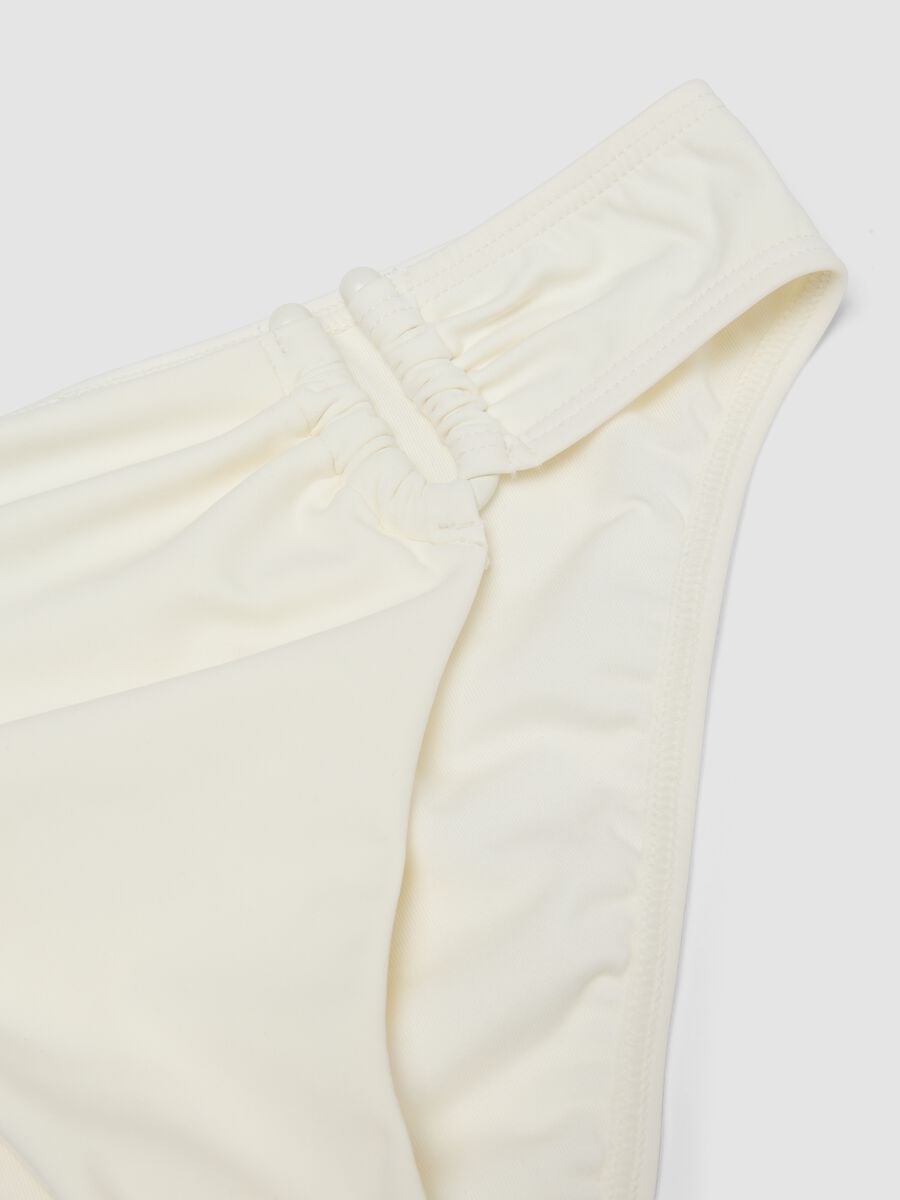 Slip bikini bianco in tessuto elasticizzato_5