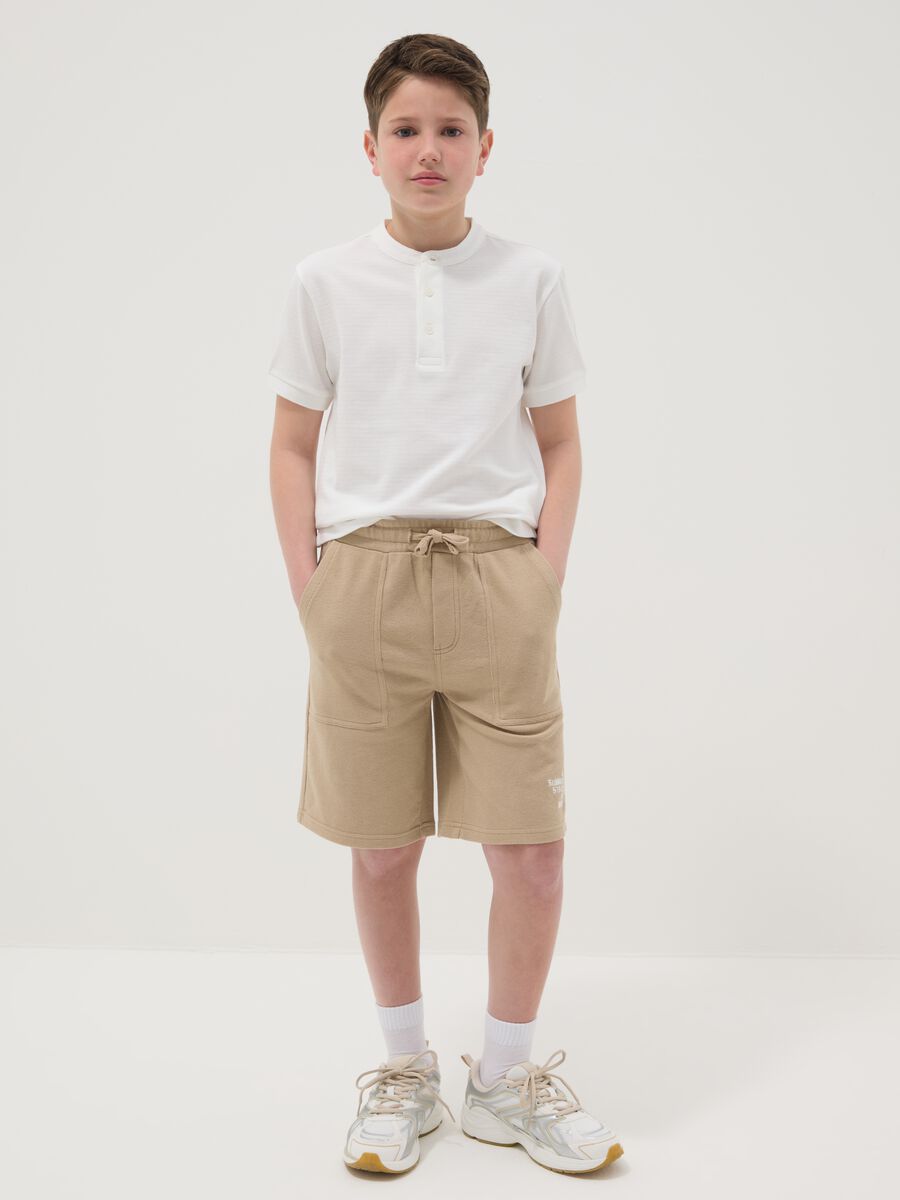 Boy's regular fit beige pure cotton shorts_0