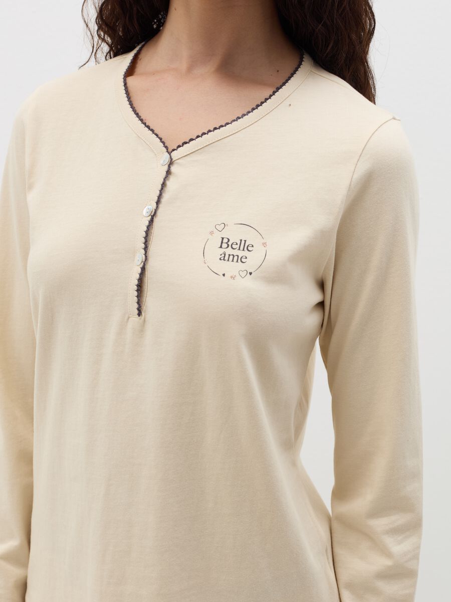 Pyjama top with granddad neckline and "Belle Âme” print_2