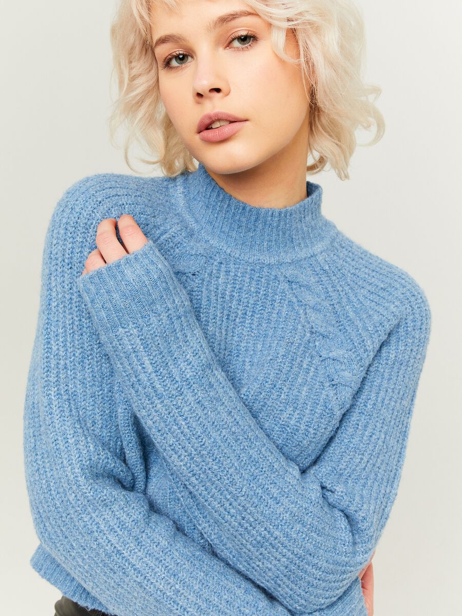 Ribbed crop pullover with cable-knit details_0