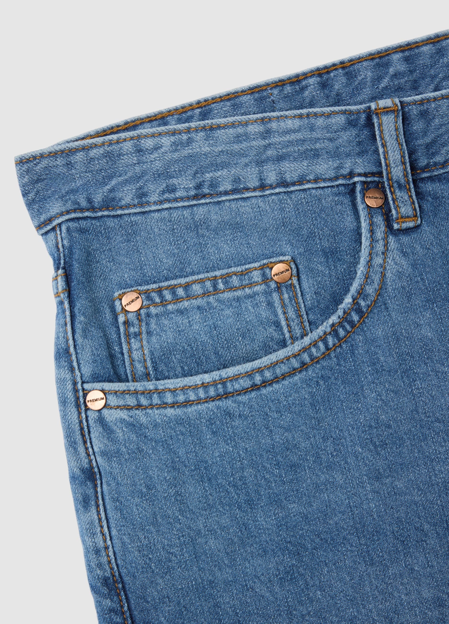 Men’s regular-fit blue denim jeans