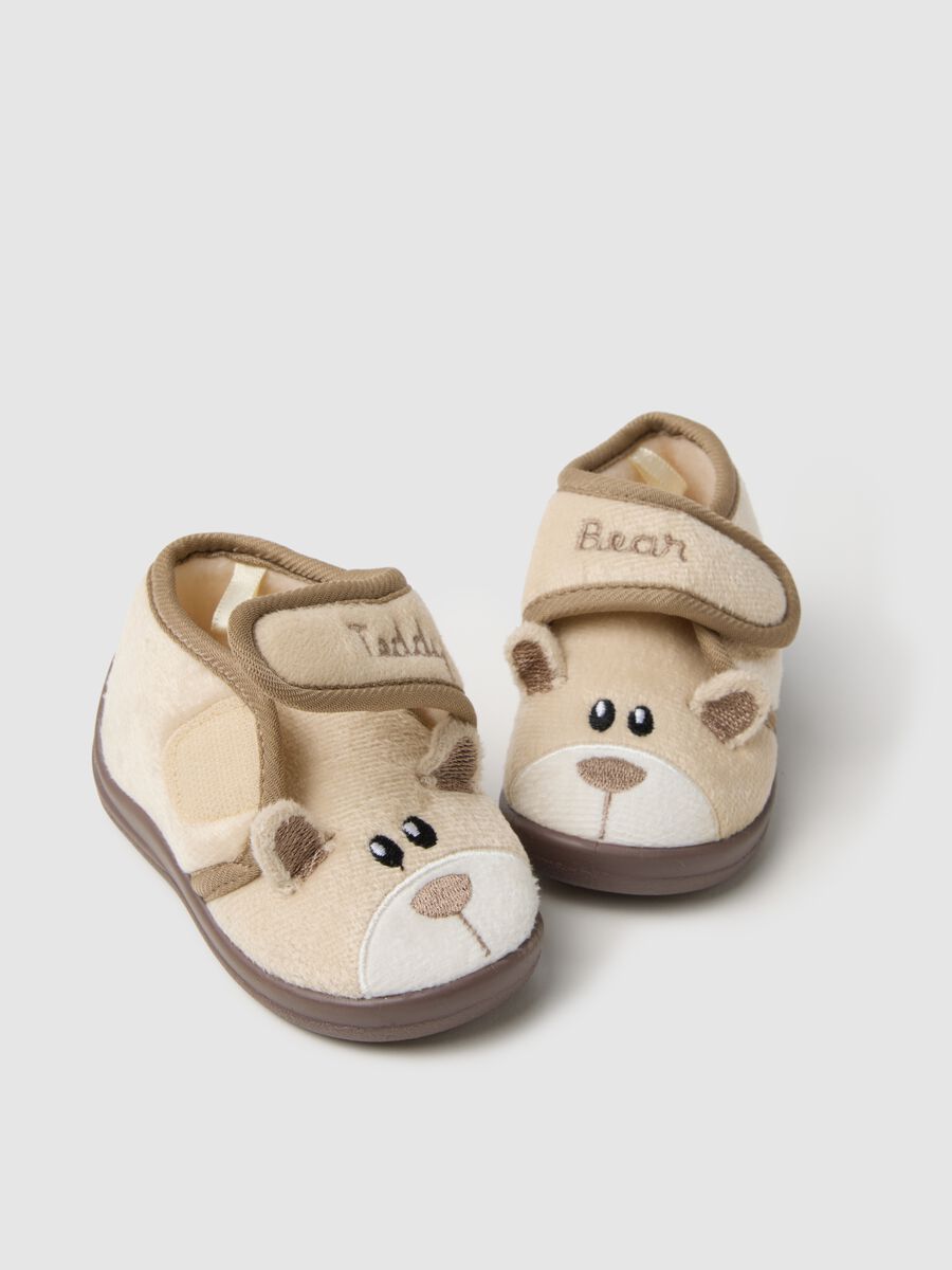 Beige baby girl shoes with velcro closure_1