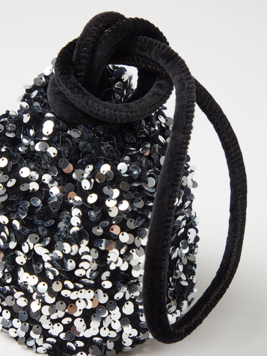 Bucket bag with sequins_1