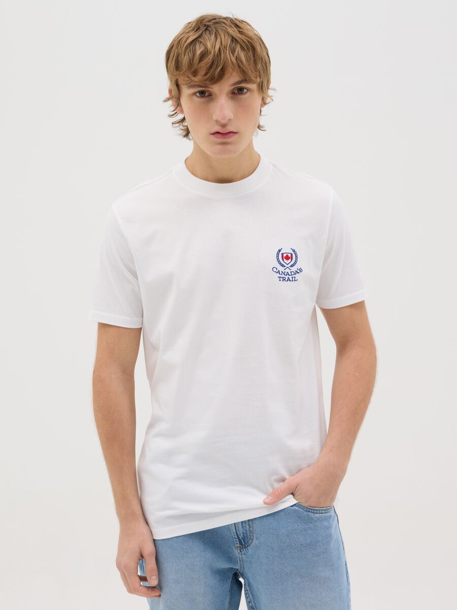 Canada's Trail white T-shirt with embroidery_0