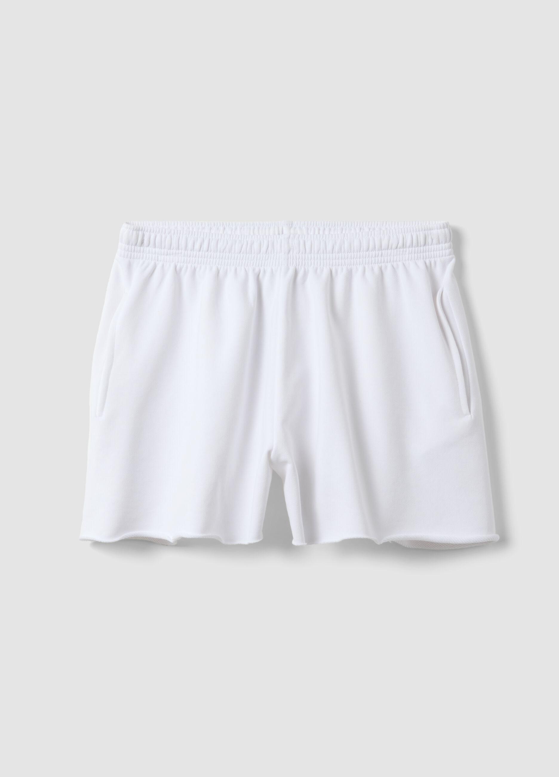 White cotton-blend Bermuda shorts with elasticated waistband