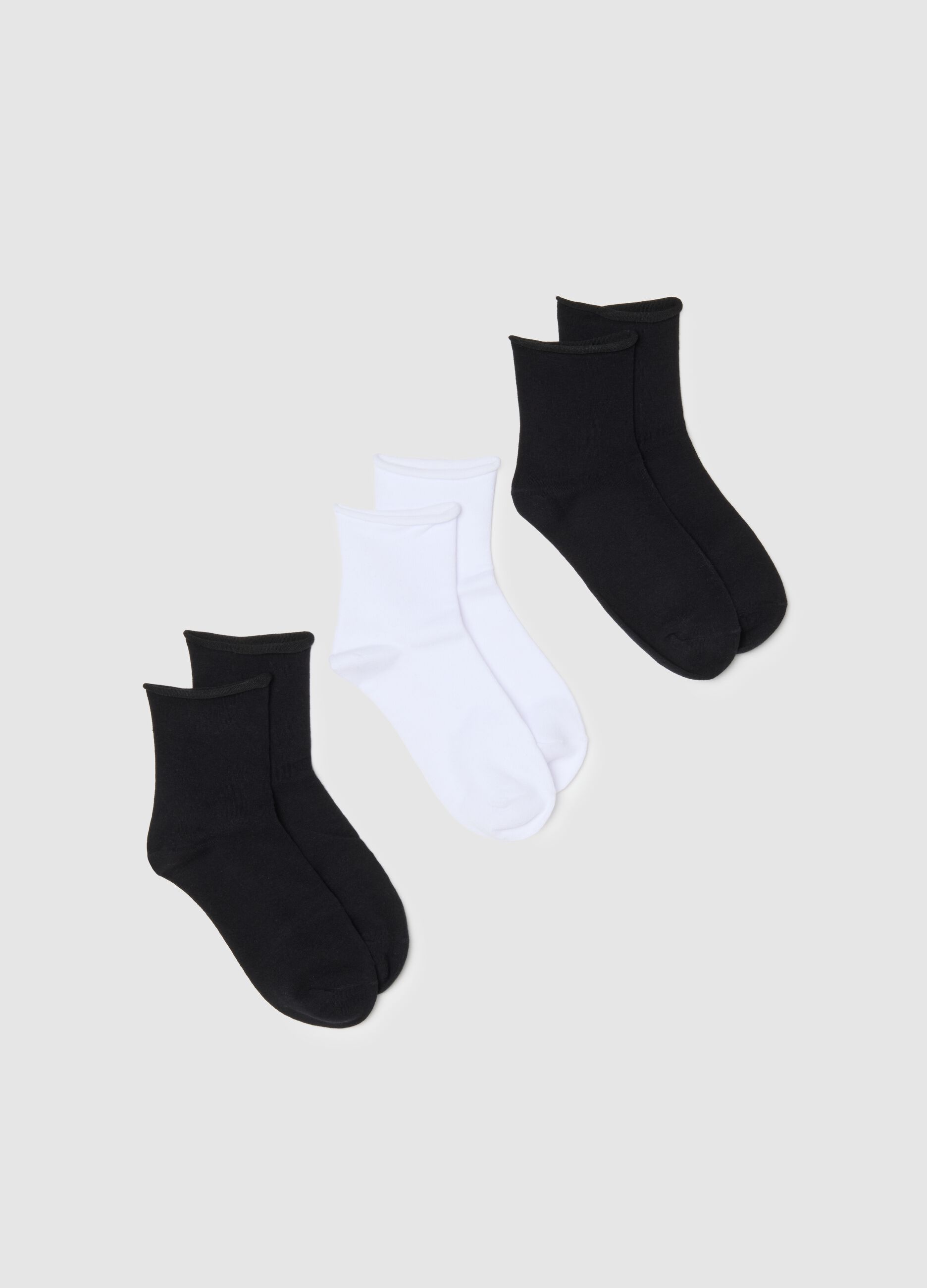 Tripack of short multicolour socks in cotton blend with snug fit