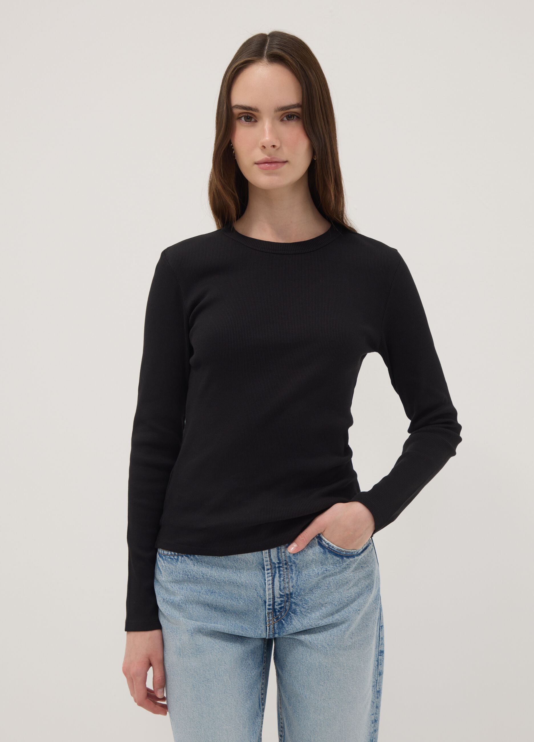 Black long-sleeve pure cotton T-shirt