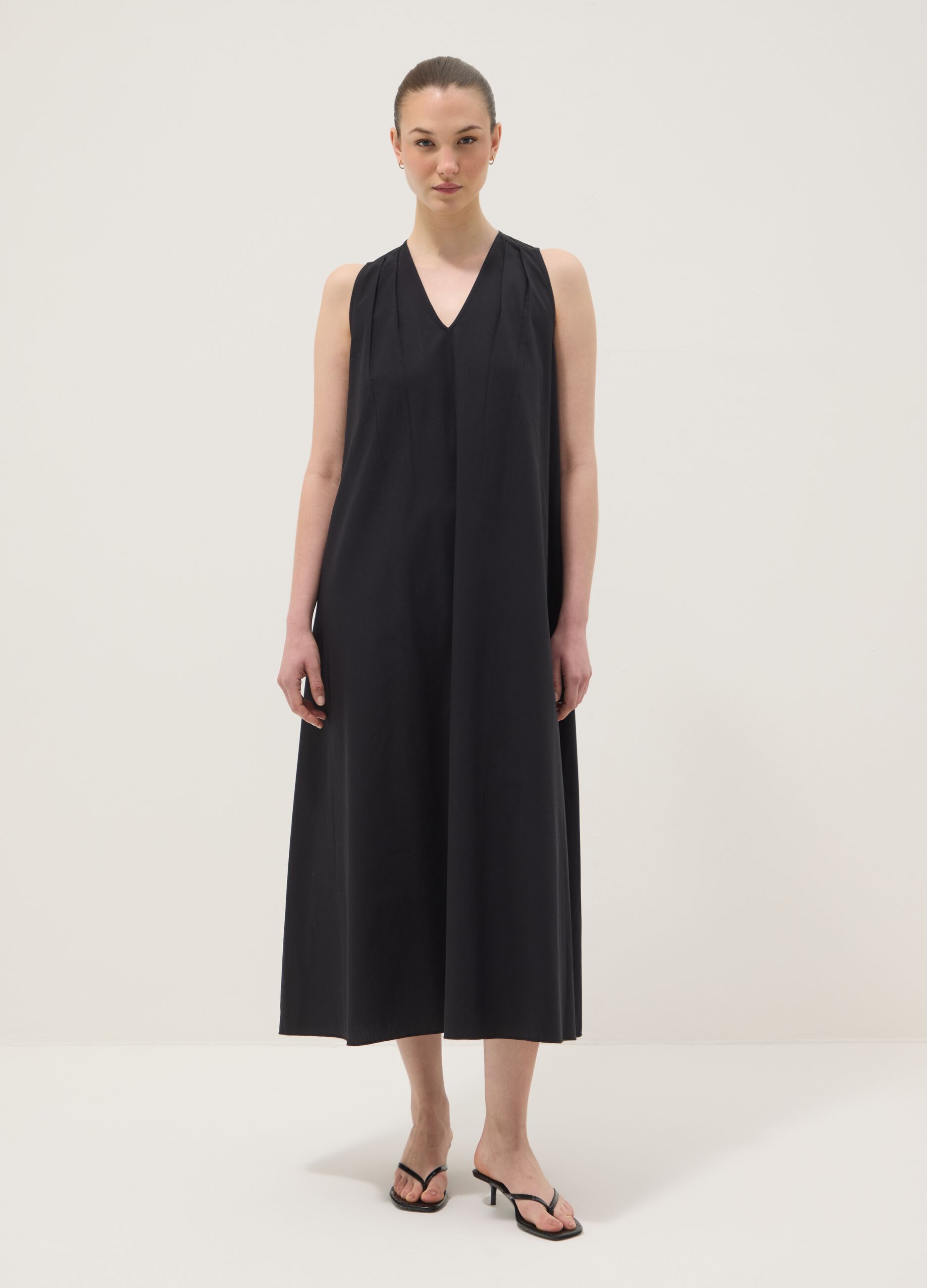 Black maxi dress in pure cotton with V-neck