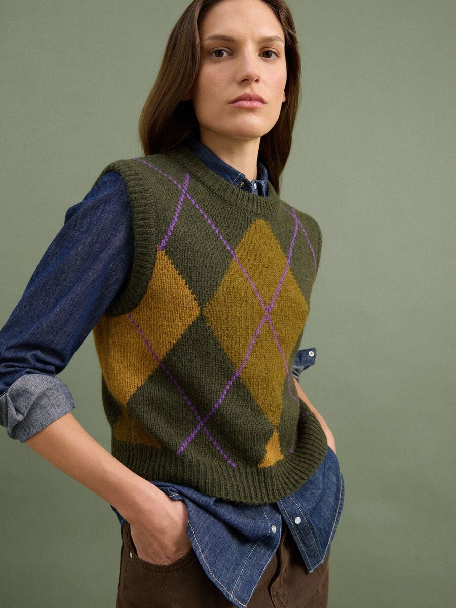 Green jacquard wool-blend crew-neck gilet, regular fit_2