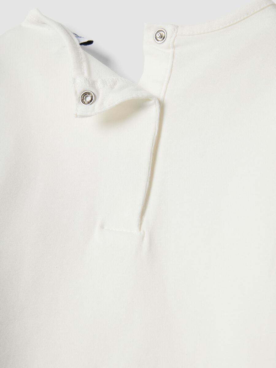 White Stretch Cotton T-Shirt for Girls Regular Fit with Hearts_3