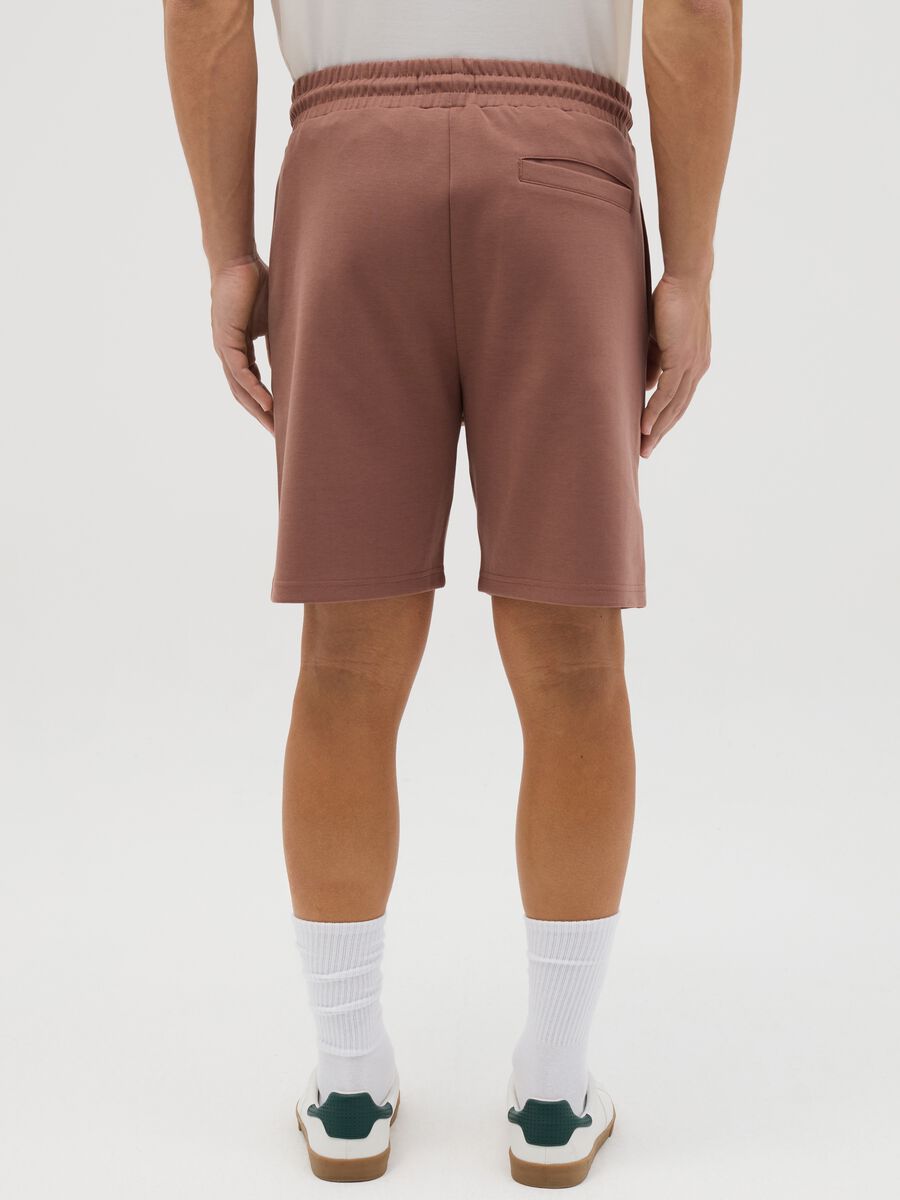 Brown Bermuda joggers in fleece_2