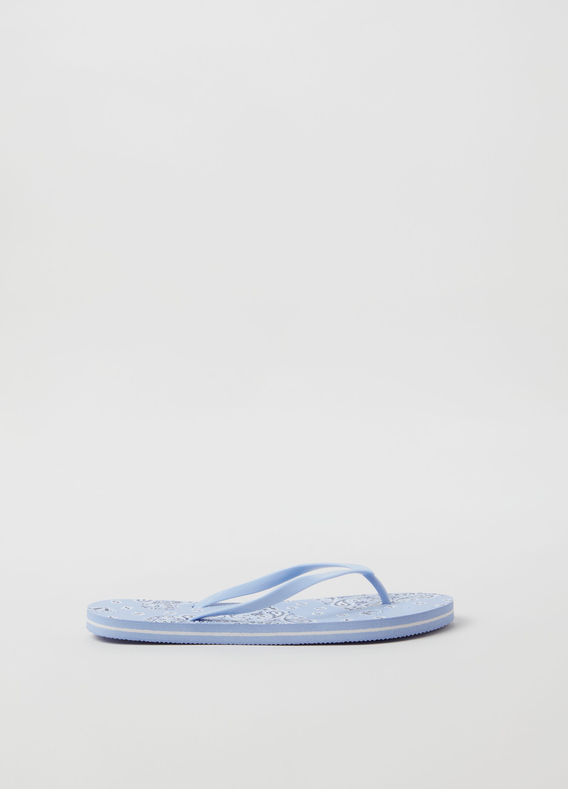 Thong sandals with cashmere print