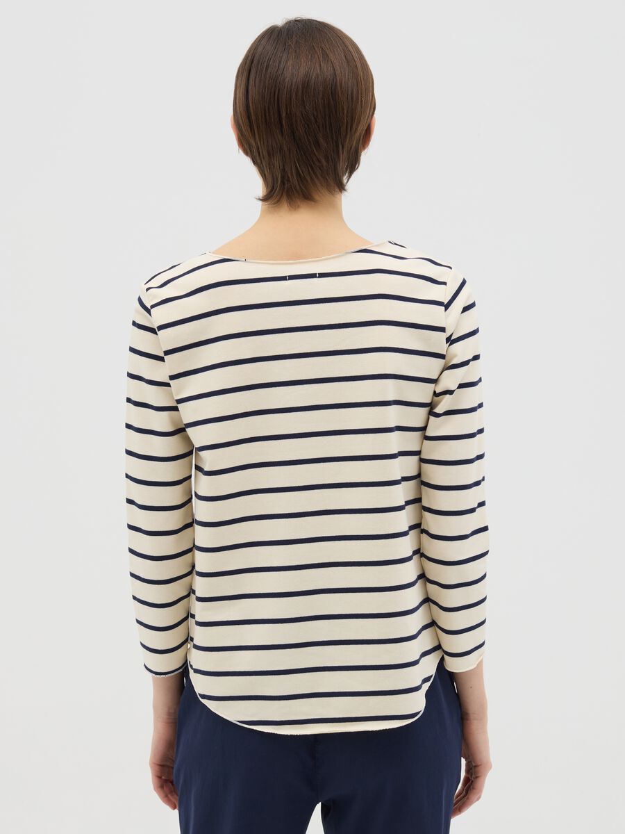 White and blue T-shirt in striped cotton_3