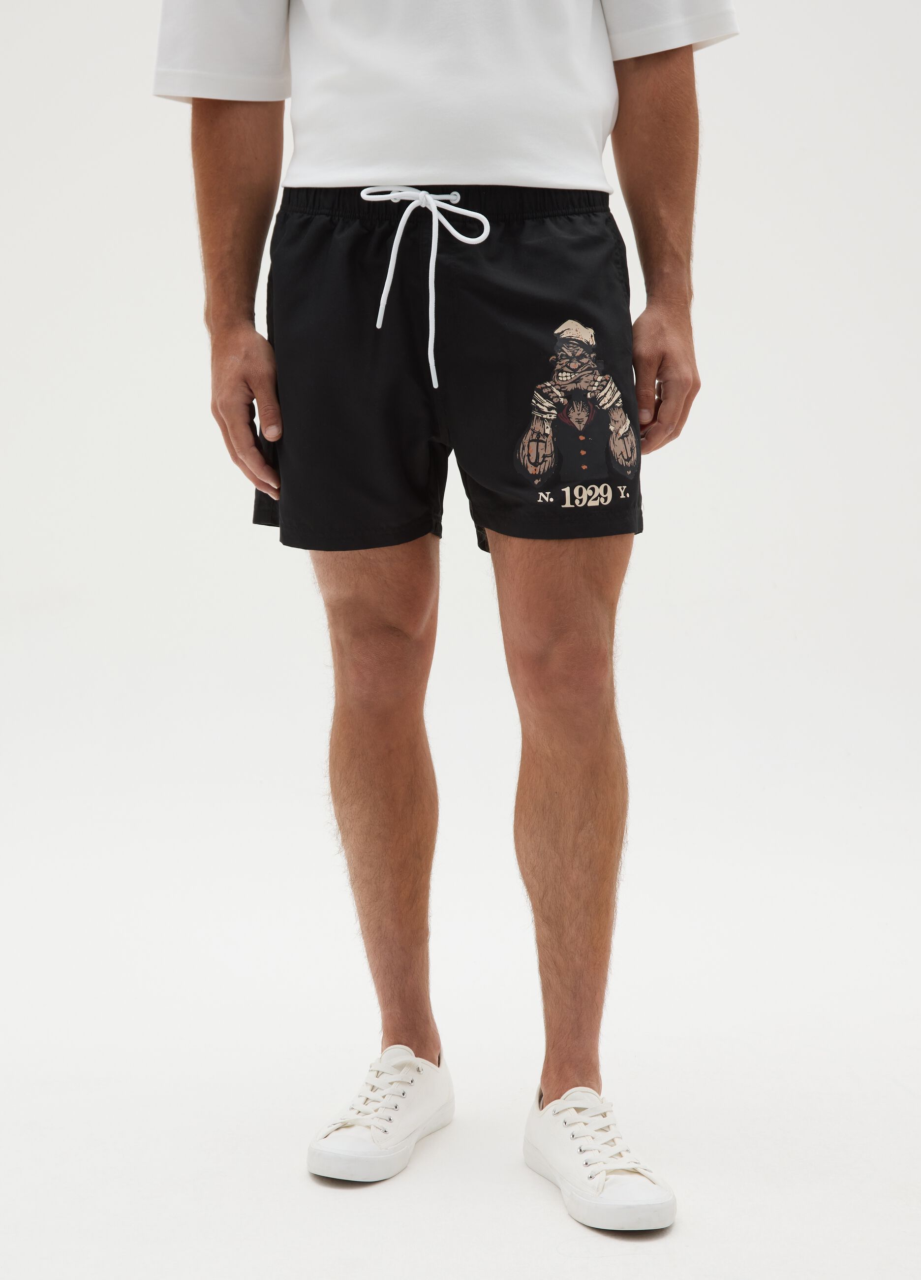 Men's black regular fit shorts