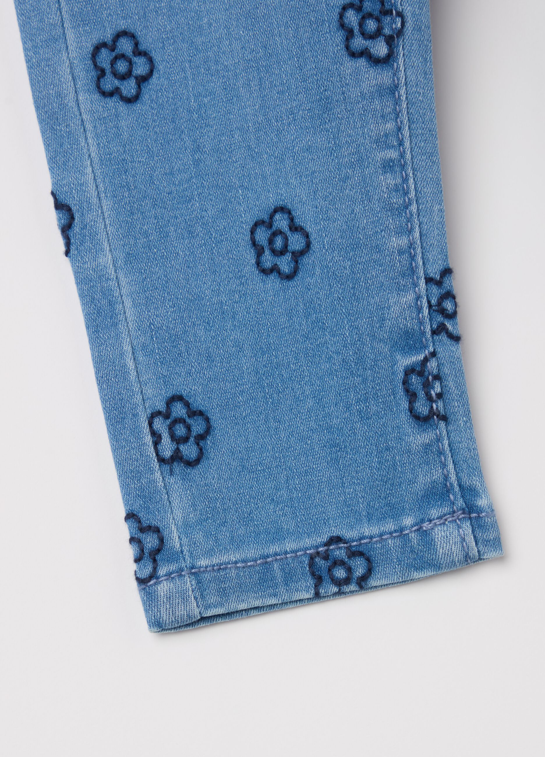 Five-pocket jeggings with embroidered flowers