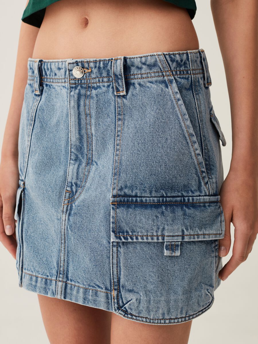 Minigonna cargo in denim_3