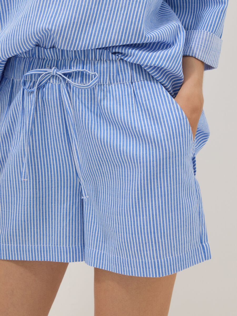 Blue striped shorts in pure cotton_3