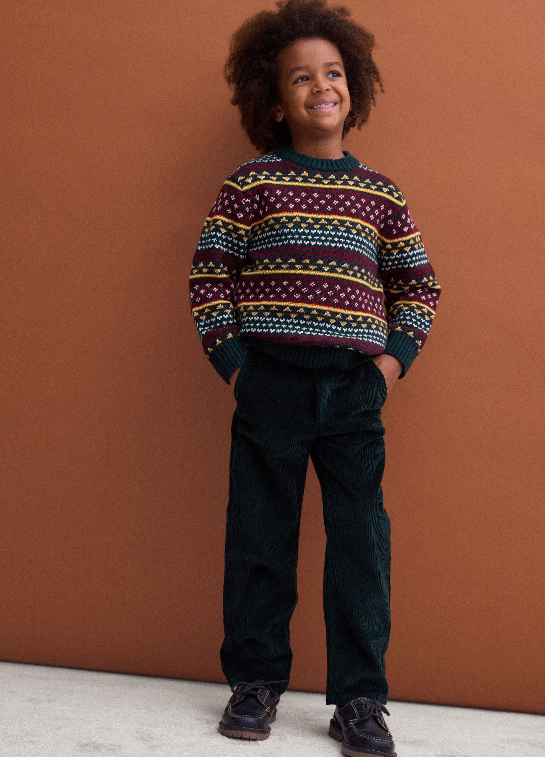 Pantaloni chino verdi in puro cotone regular fit a coste