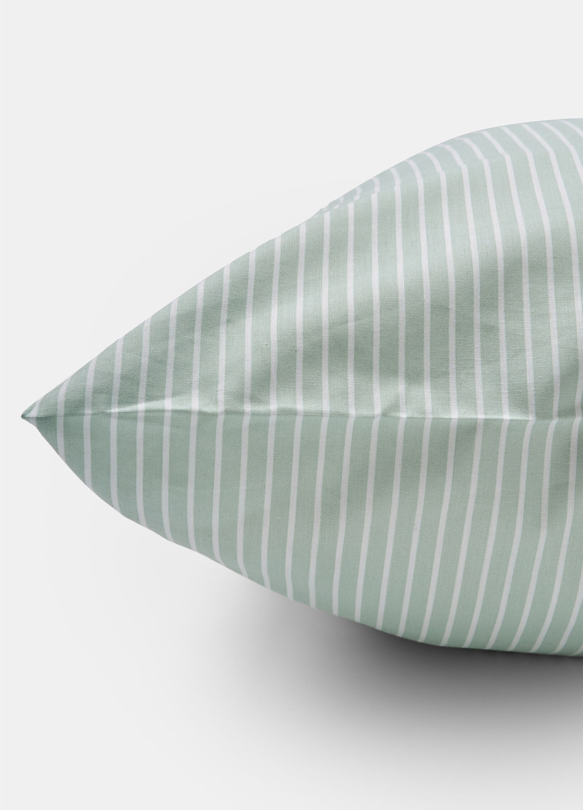 Striped pillowcase in cotton