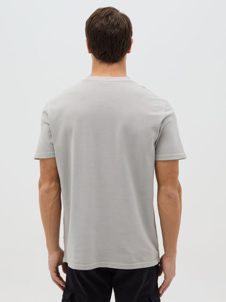 Grey T-shirt in cotton with pocket_2