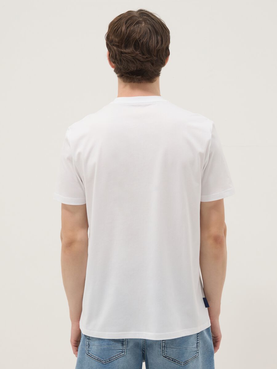 White pure cotton T-shirt with chest print, regular fit_3