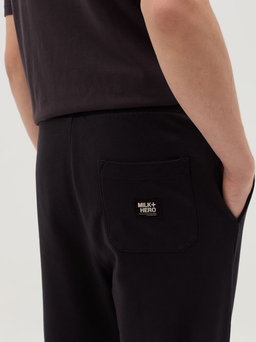 Fleece joggers with print_3