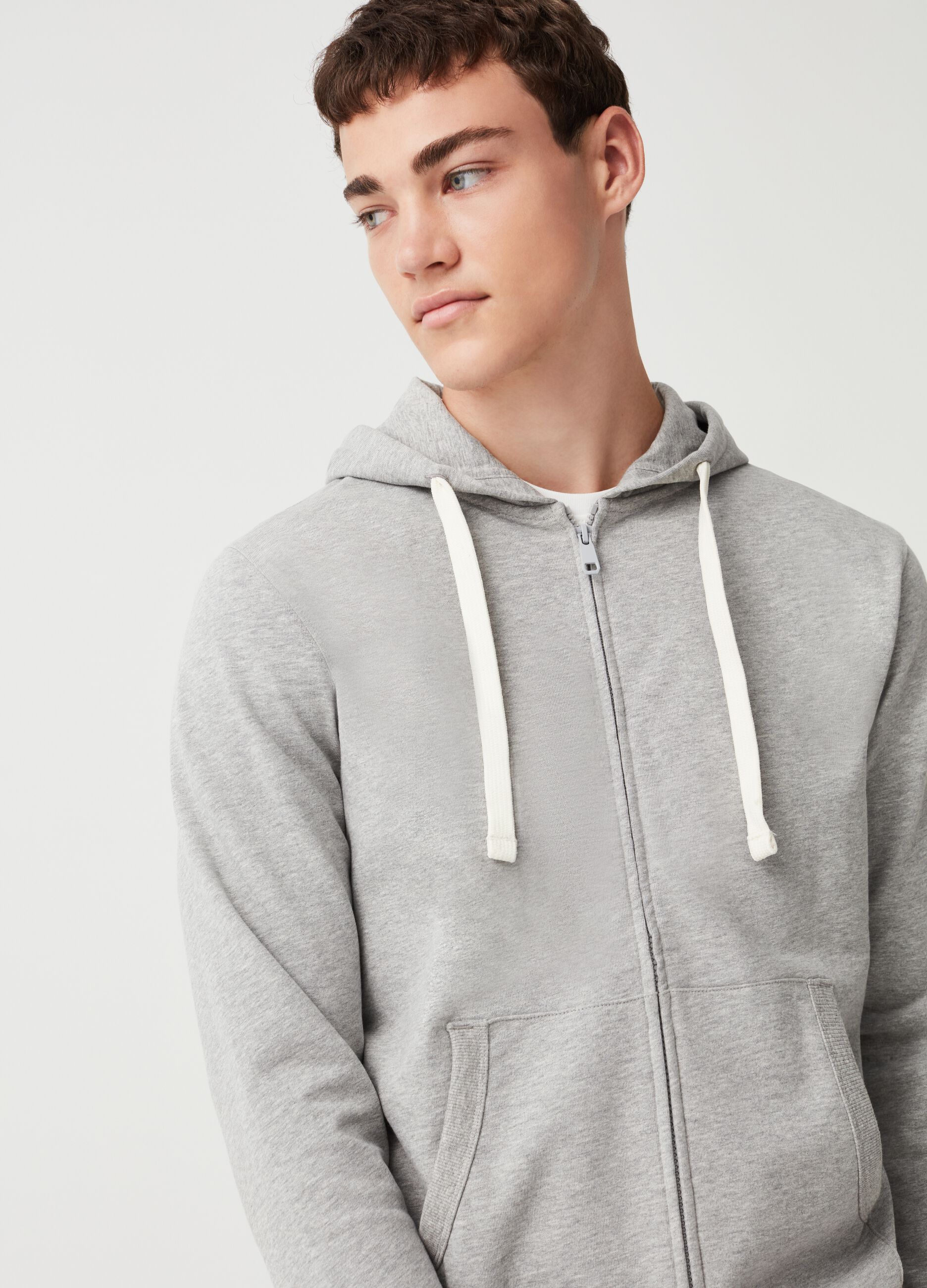Full-zip in felpa con cappuccio