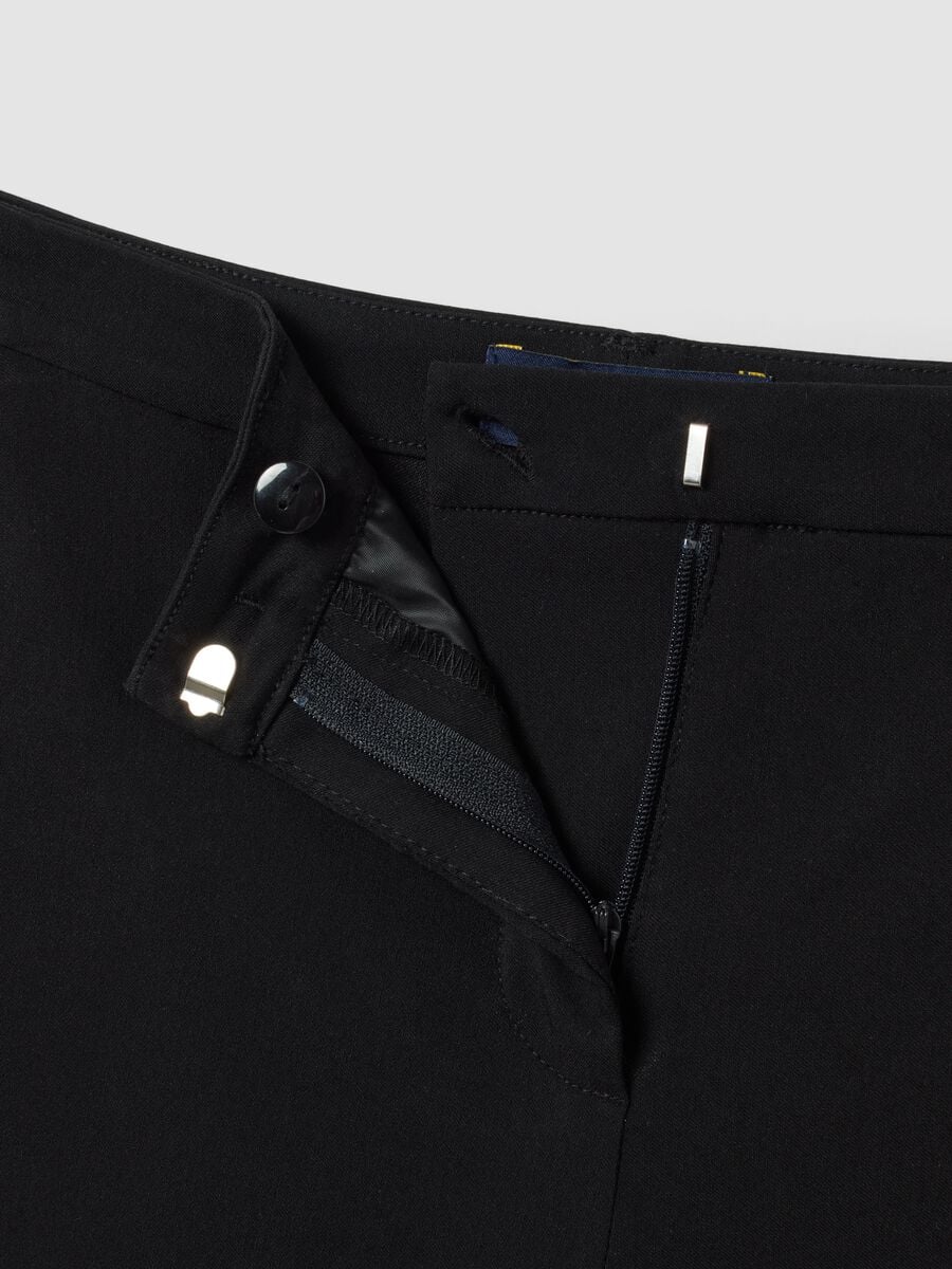 Pantaloni chino neri in viscosa elasticizzata slim fit_5