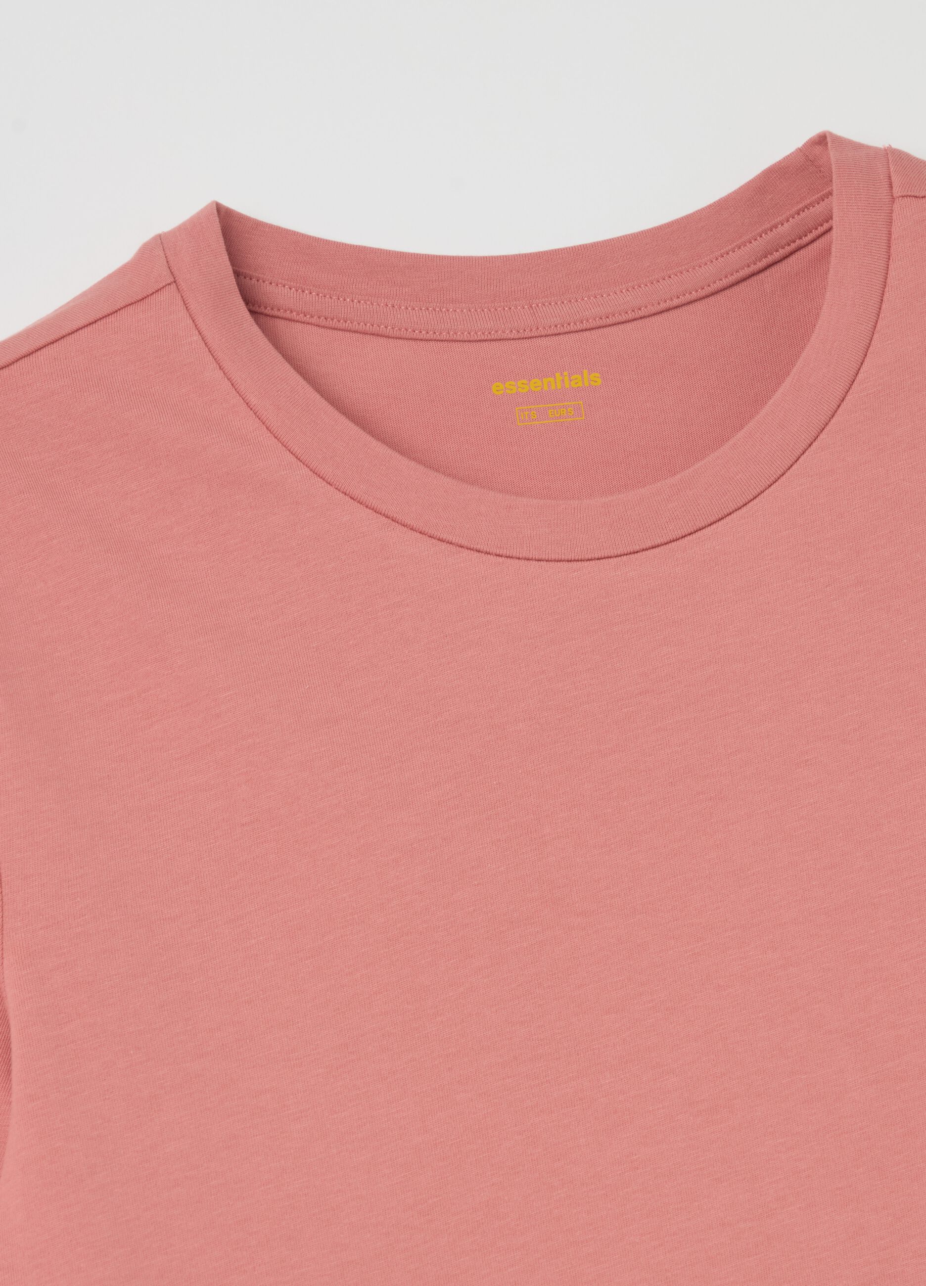 Essential T-shirt in cotton with round neck