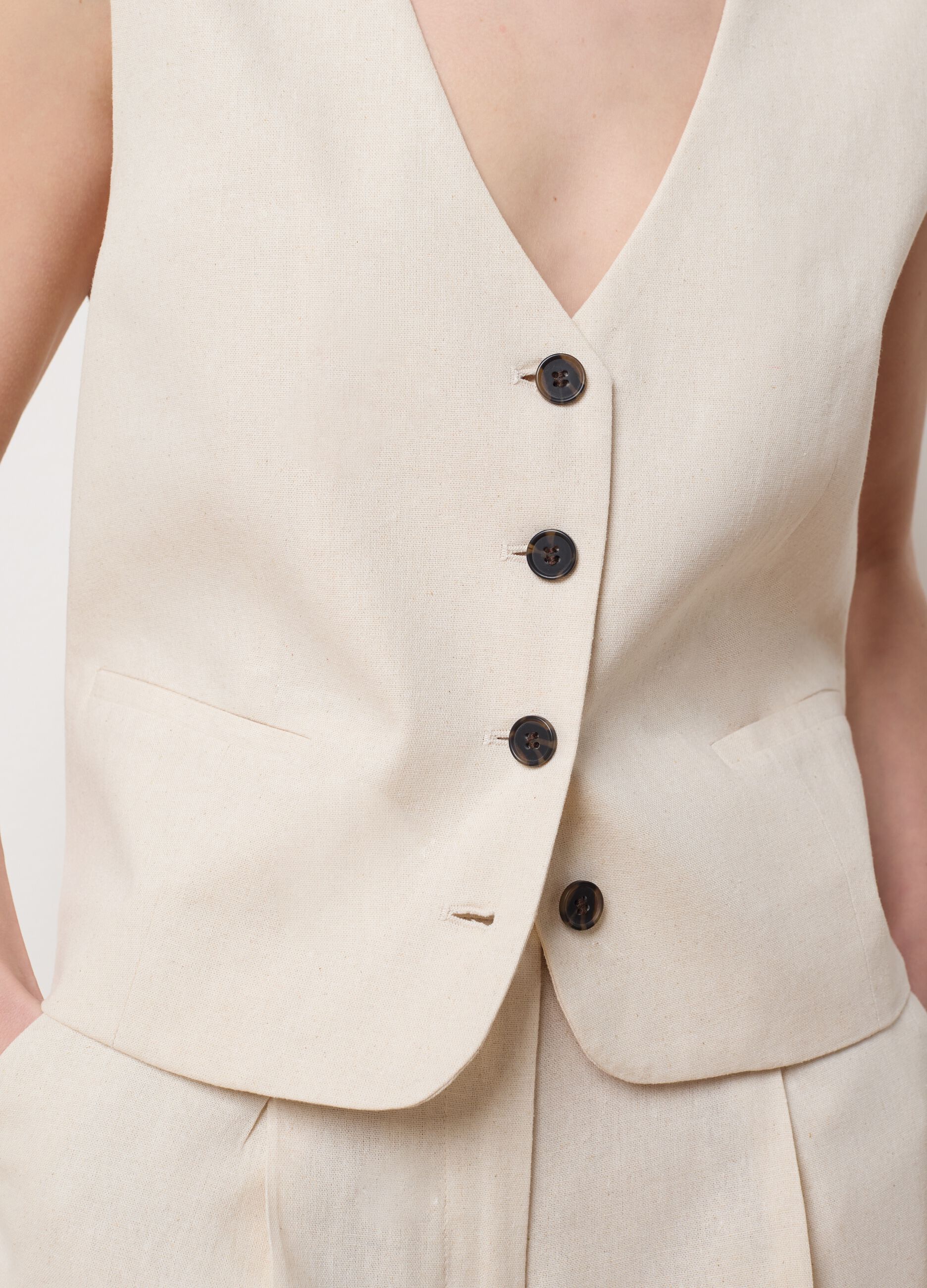 Gilet with V neck