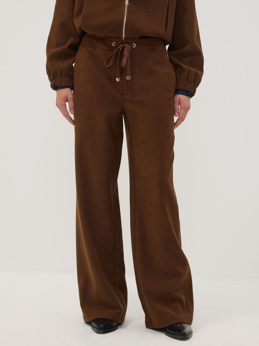 Brown stretch-fabric straight-fit trousers_1