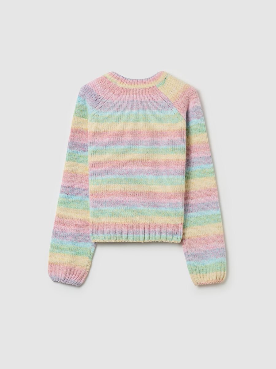 Pullover with multicoloured stripes_4