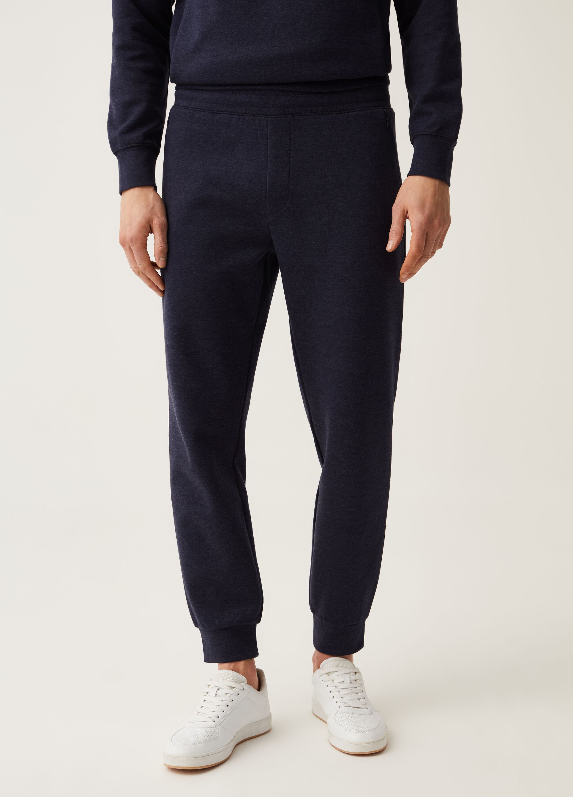 Joggers stretch OVS Tech_1