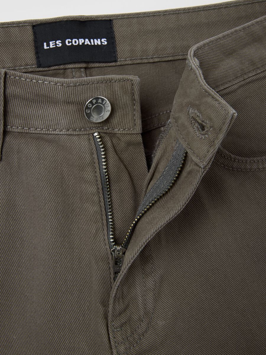 Women's grey cotton shorts in regular fit_5