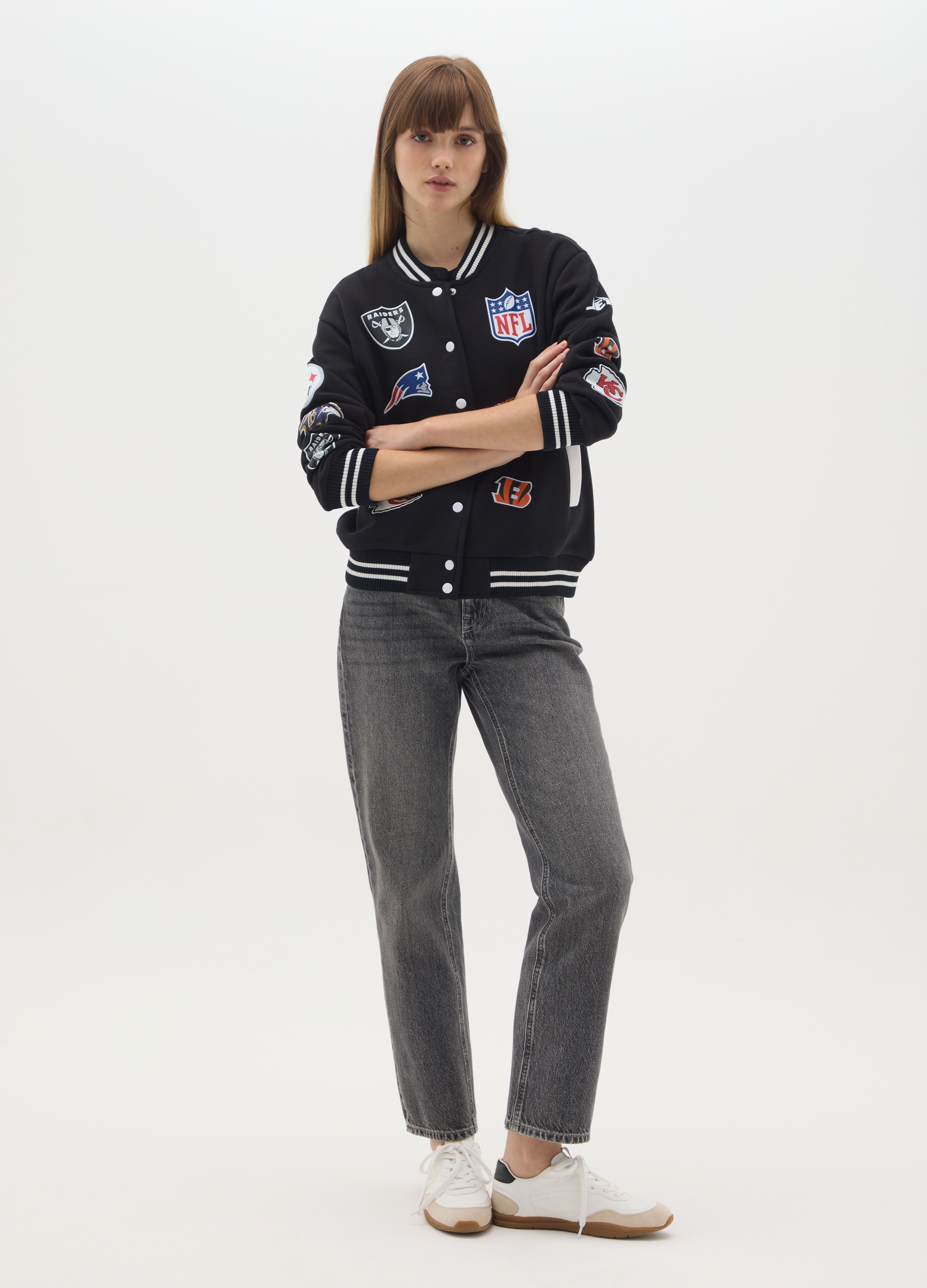 NFL, Giacca Bomber In Misto Cotone Nera Regular Fit Con Patch Nfl, Donna, Nero, Taglia: S