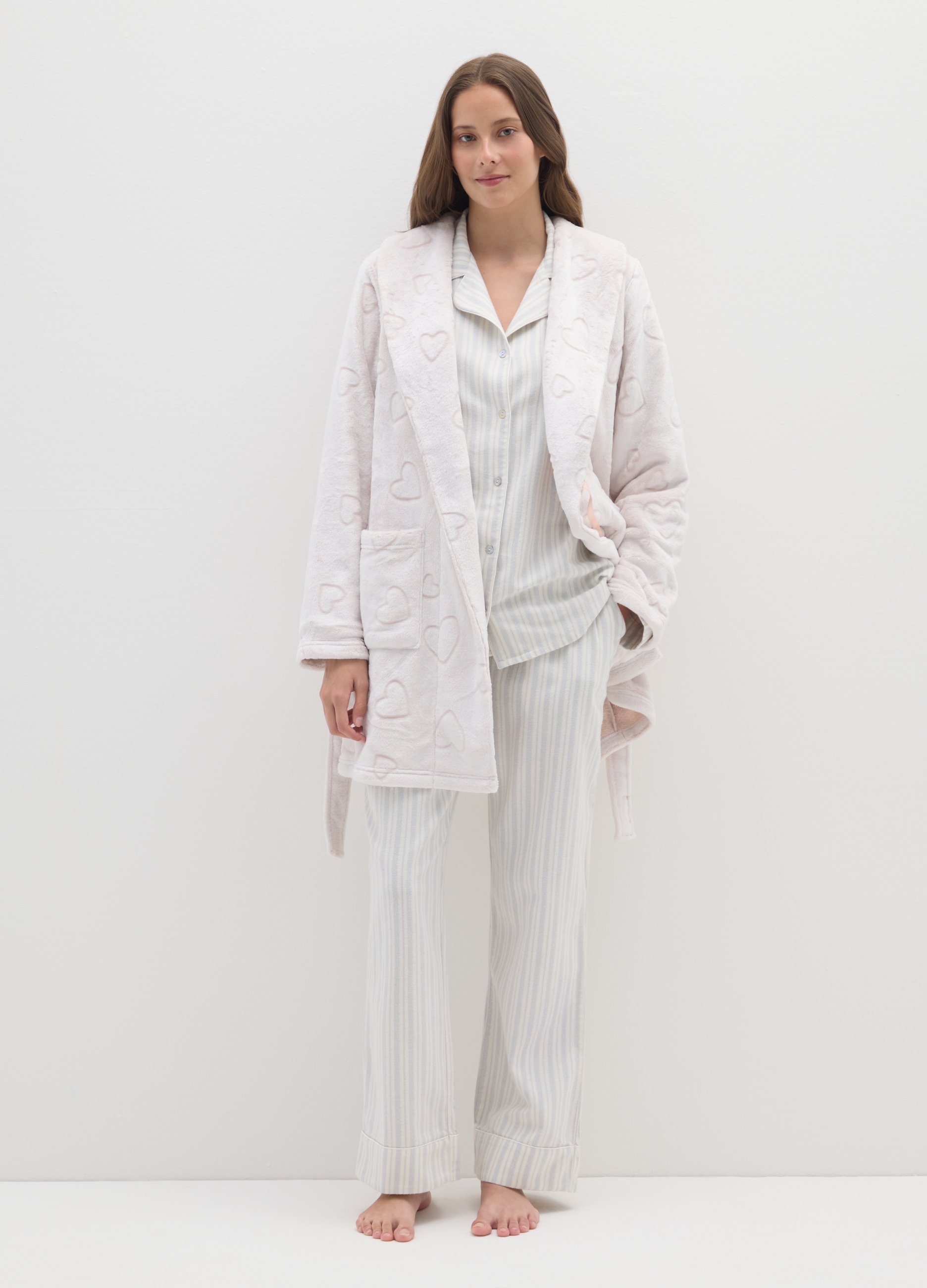 OVS, Bata Blanca Con Bolsillos Y Corazones, Mujer, Blanco óptico, Talla: S