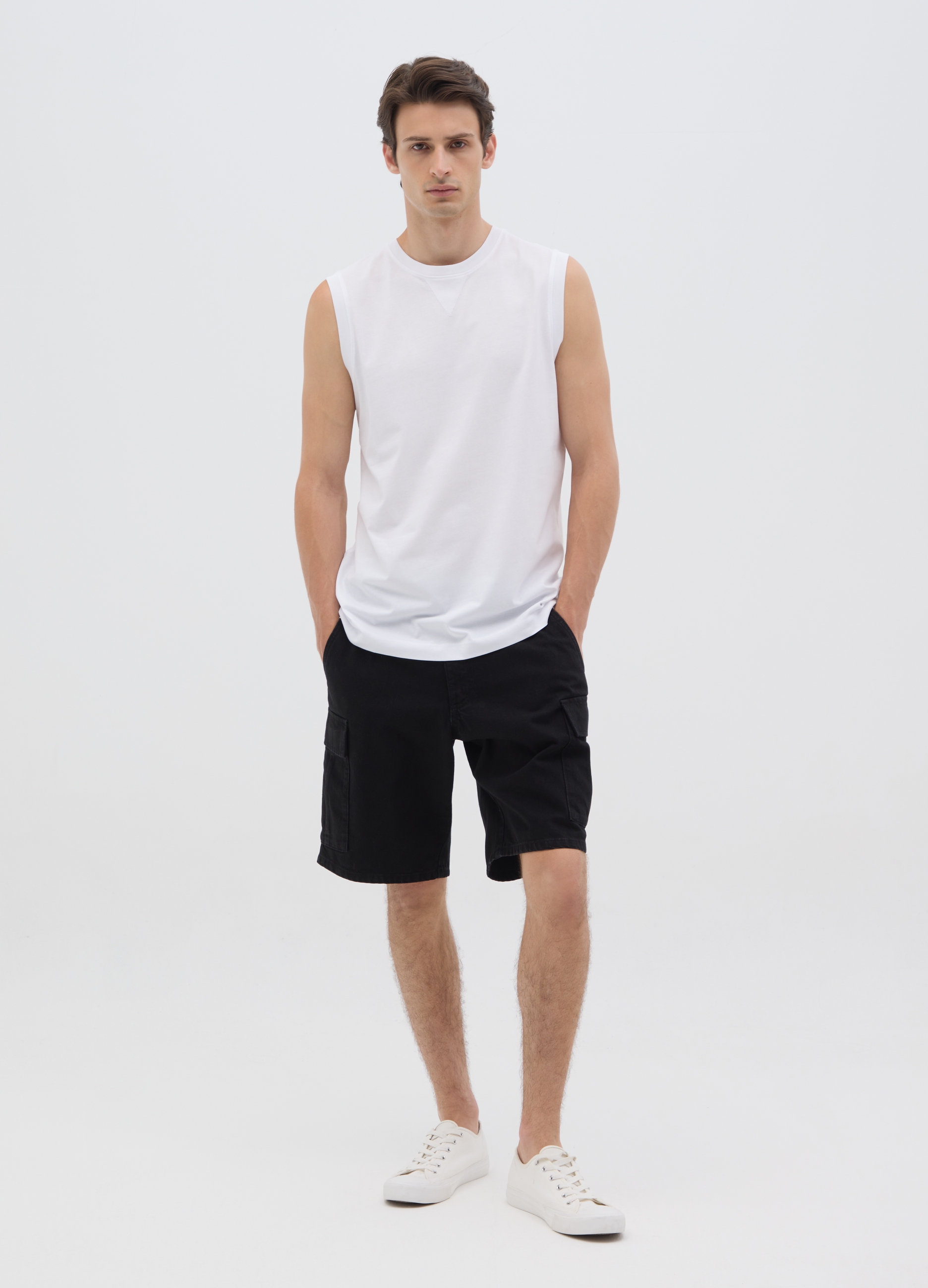 OVS, Bermuda De Hombre En Algodón Negro Puro De Pierna Ancha, Hombre, Gunmetal, Talla: 44