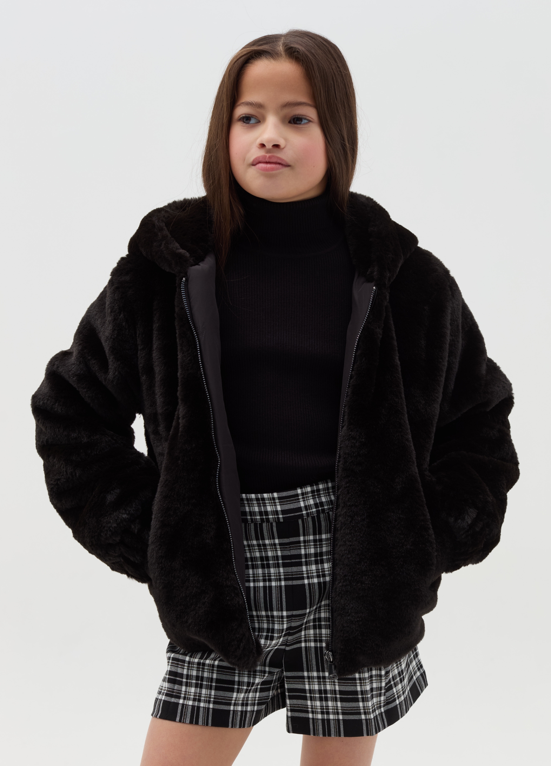 OVS KIDS, Giacca In Eco Pelliccia Con Cappuccio, Bambina, Nero, Taglia: 10-11