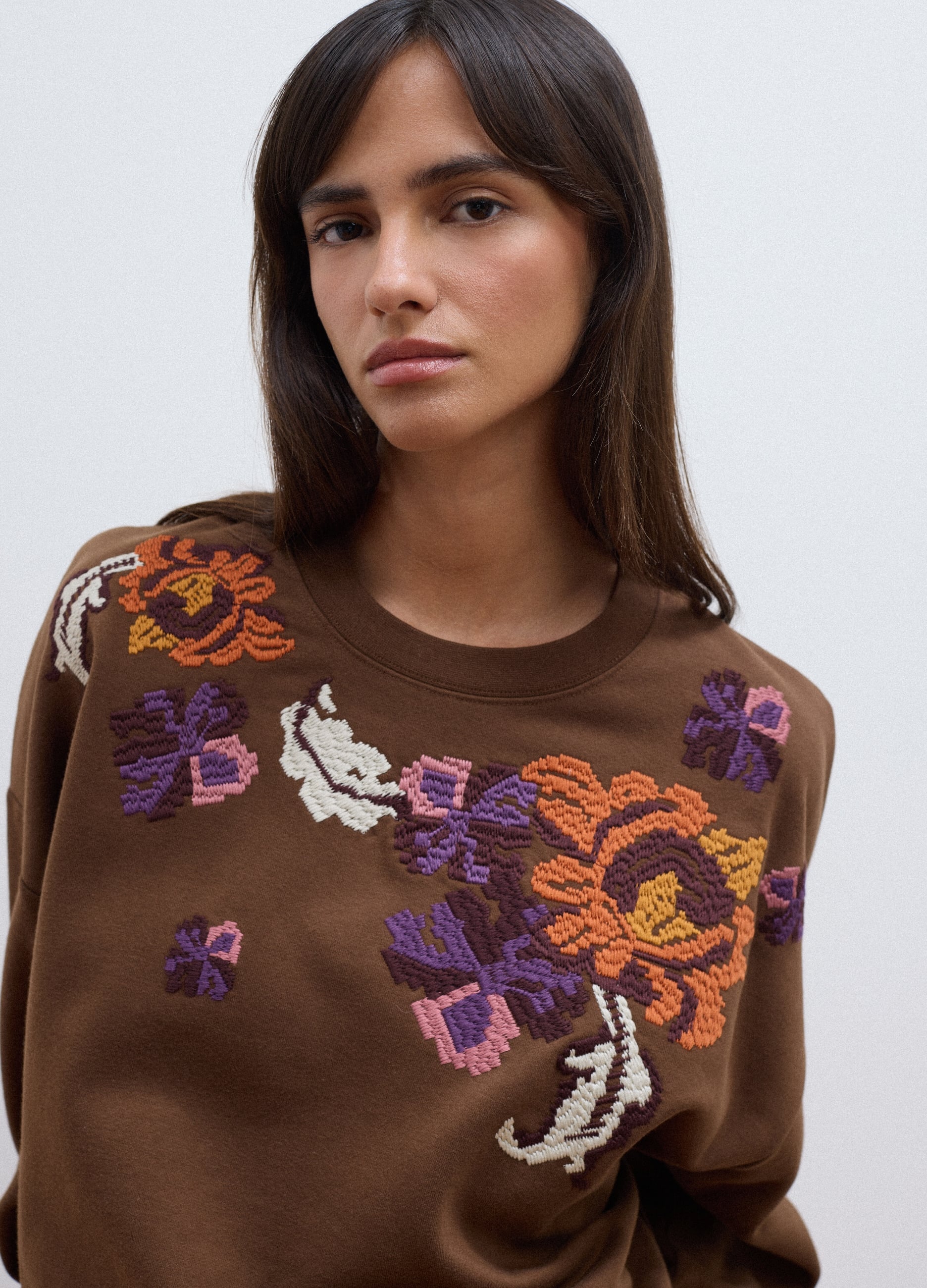 LES COPAINS, Felpa Marrone In Misto Cotone Con Girocollo Con Fantasia Floreale, Donna, Marrone, Taglia: S